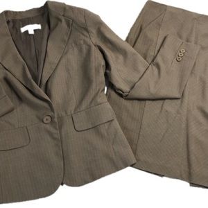 NEW YORK & COMPANY Women's Brown Pinstripe Blazer Skirt Suit Set Size 6‎